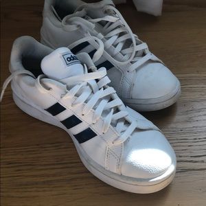 Adidas women’s sneakers